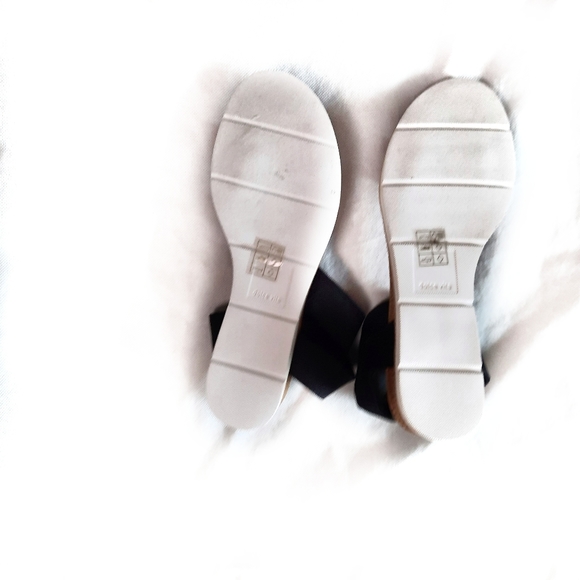 Brown Sandals - Picture 5 of 5